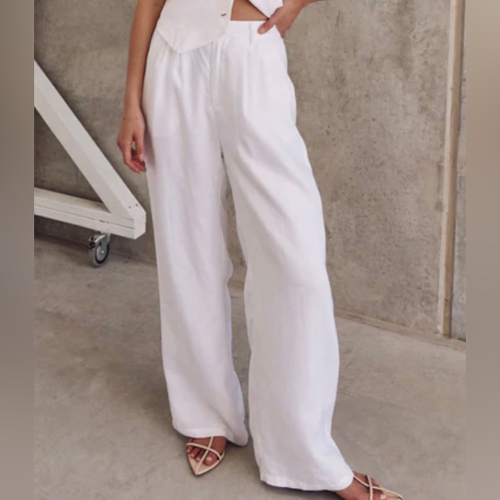 DISSH White linen pant